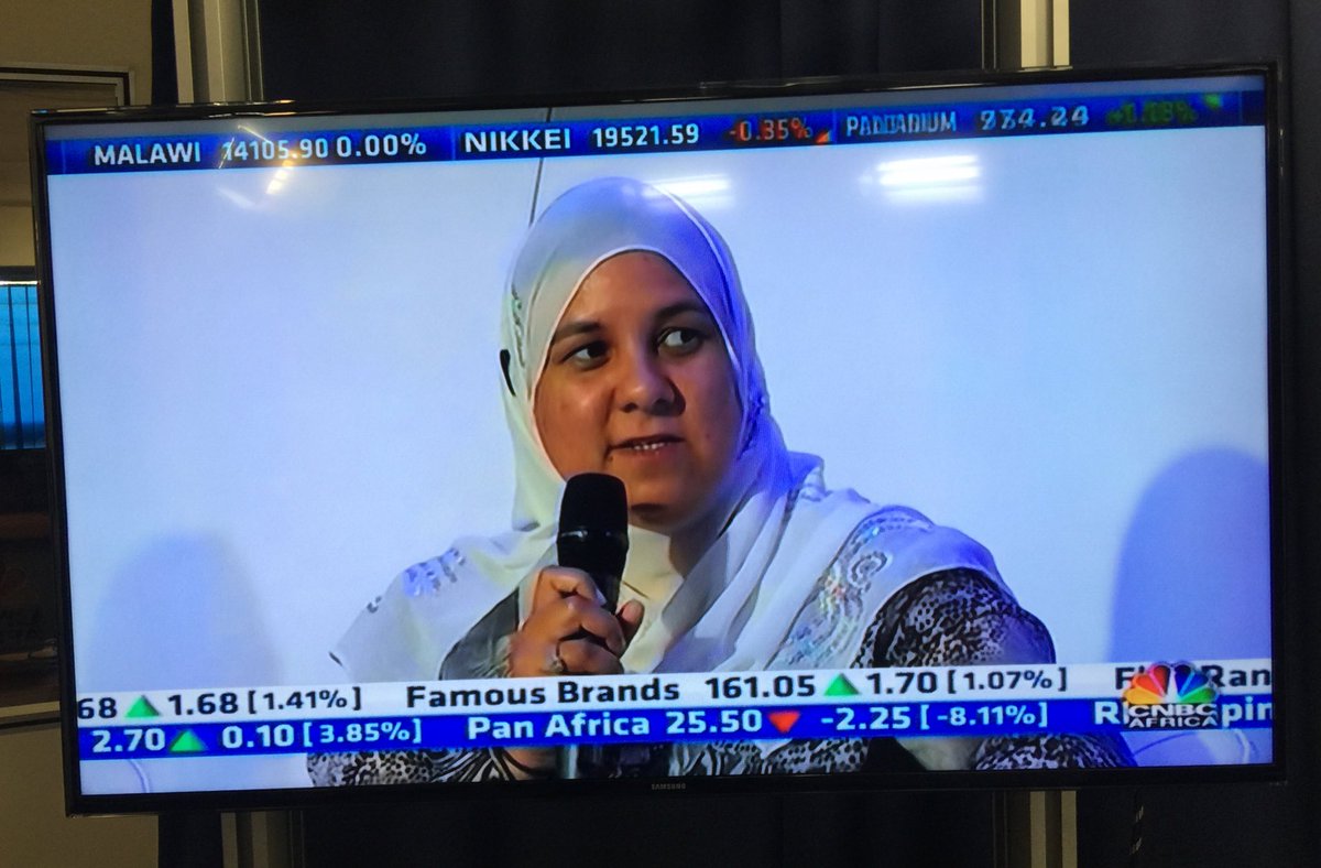 georgiendirangu's tweet photo. #nw: Brilliant conversation on robotics and AI at #LWS2017, on @cnbcafrica. Moderator: @METHILRENUKA. 👏 https://t.co/yApe3QGhmb
