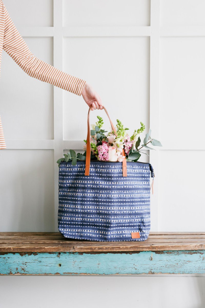 BloomandWild's tweet image. We've teamed up with our friends at @TOMSuk for an almighty #MothersDay prize; #RT &amp;amp; follow both for a chance to #win the perfect gift. 🌸