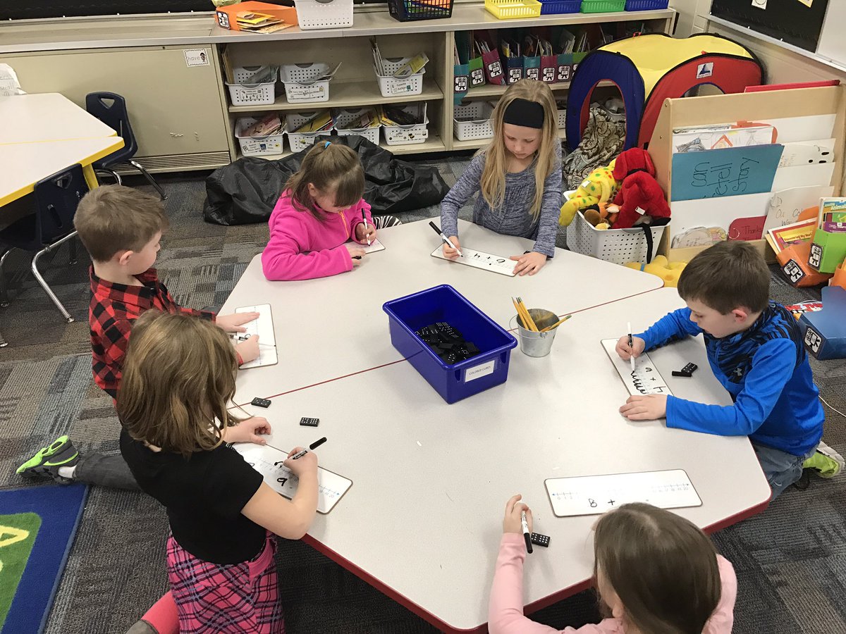 HESlittleVikes's tweet image. Math fun from yesterday. #placevalue #dominoaddition #skipcounting #manipulativemath