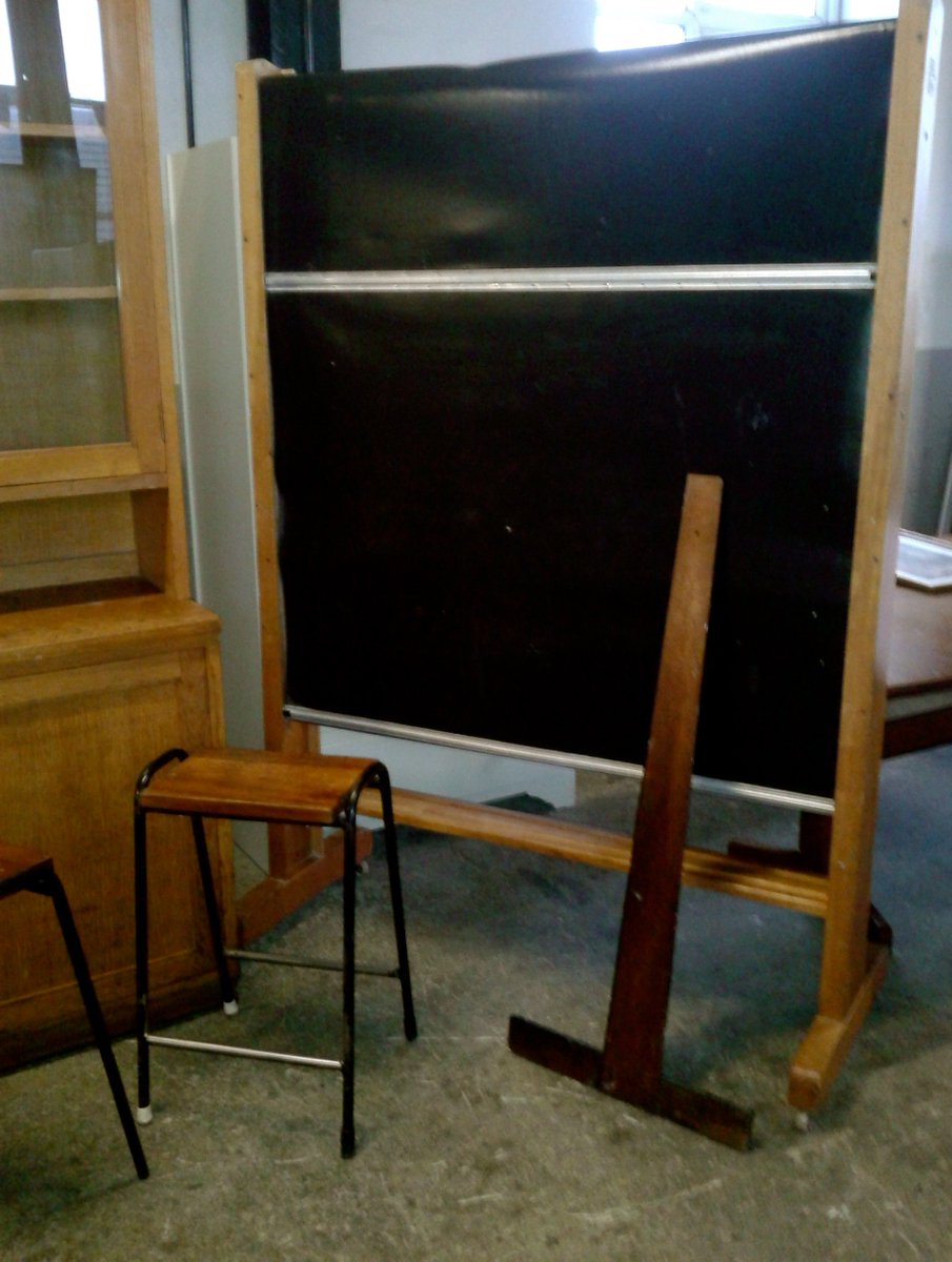 GreyBentos's tweet photo. Back at the mill on Monday. We're on the floor below @ForestMillBB4 #ForestMill #Antiques #Vintage #Interiors #Rossendale https://t.co/JZcQ7PNJsF