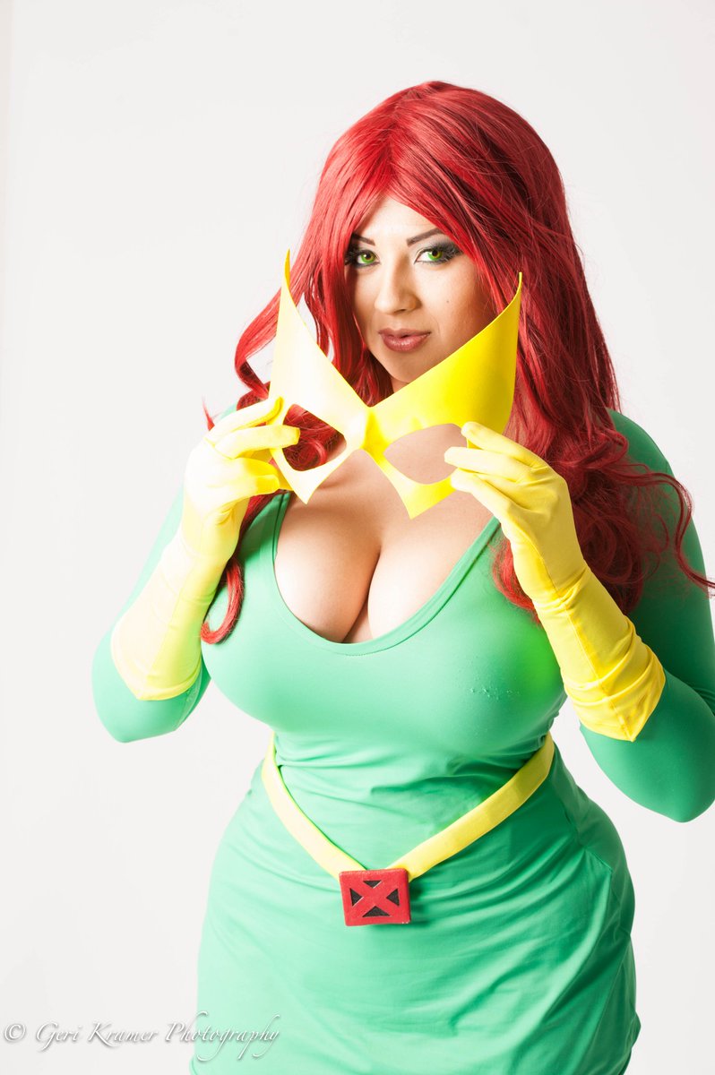 IvyDoomkitty's tweet image. Australia! I'll be at @OzComicCon PERTH &amp;amp; ADELAIDE This month w/panels, photo ops, signing, &amp;amp; contest judge! 💋
RT to enter to win a print!