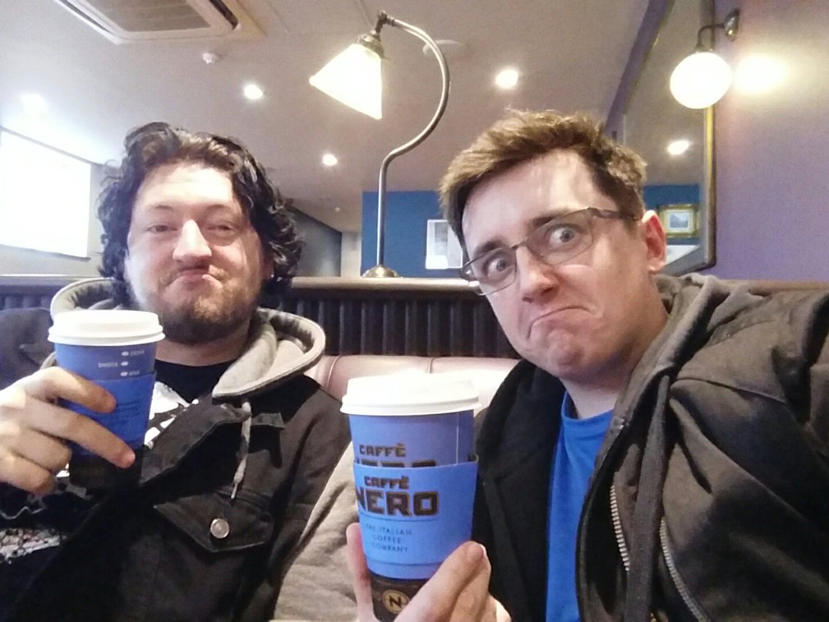 MobrozOfficial's tweet photo. Talking business with AnarchyBroz Gaming over a latte... standard Friday <3 https://t.co/QkRbU3Os5D