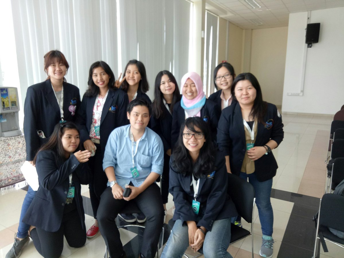 Hima_Psi_UBM's tweet photo. Kunjungan Industri utk angkatan 2015 kali ini di pabrik Nestle Karawang 🙂 https://t.co/peJIs5GFu5