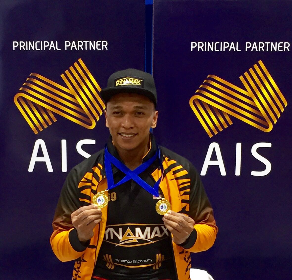 isnmalaysia's tweet photo. Congrats @keteng77 👏 GOLD 🏅 (69kg) at Australian International Weightlifting Championship 2017! #TakeThePodium #KitaJuara ✊💪 https://t.co/xMbULDWg0b