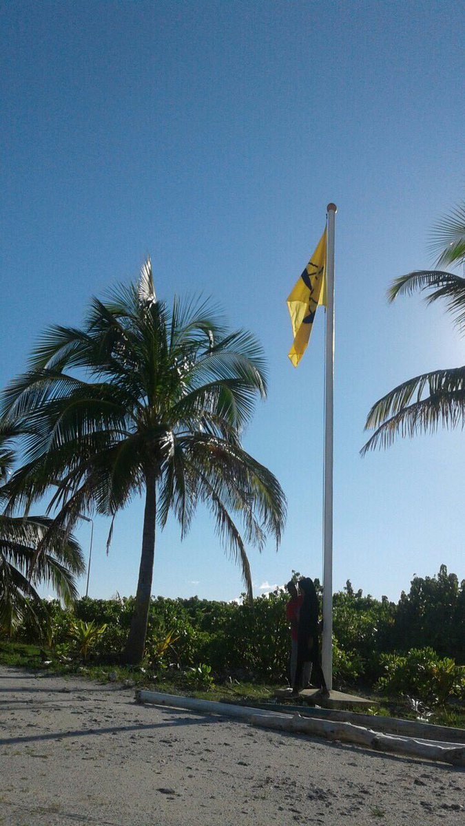 Bigeym's tweet photo. #Agolhitheem ga MDP dhidha negun kuriah dhani, Rashuge kurieruma tharahqee ah !!
#VOTEforMDP
#RashuCouncil 368 ⚖✔
#AtollCouncil 1 ⚖✔ https://t.co/S37LTelHZU