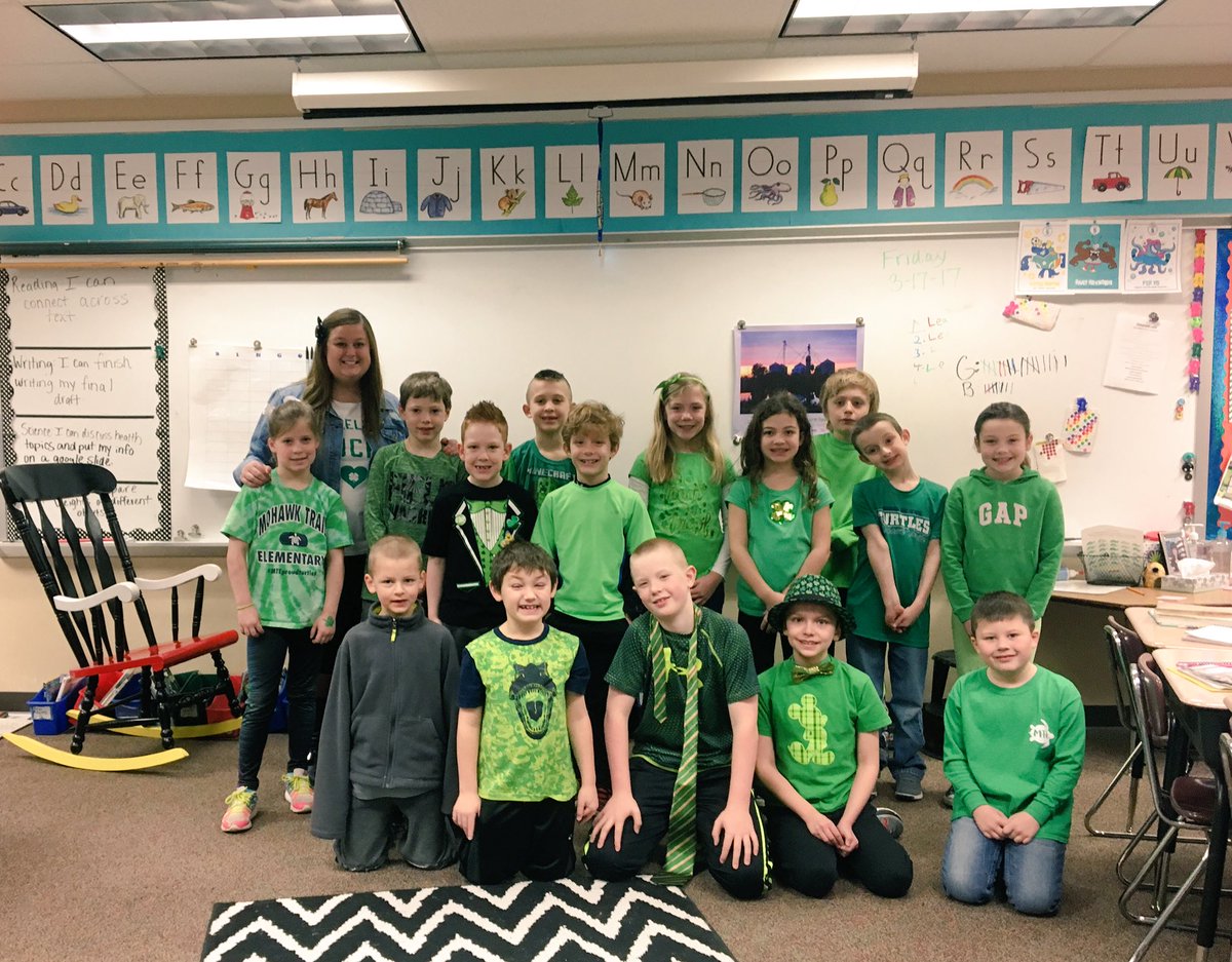 MsShaffner's tweet photo. Happy St. Patrick's Day 💚 https://t.co/XvoX5UyviY