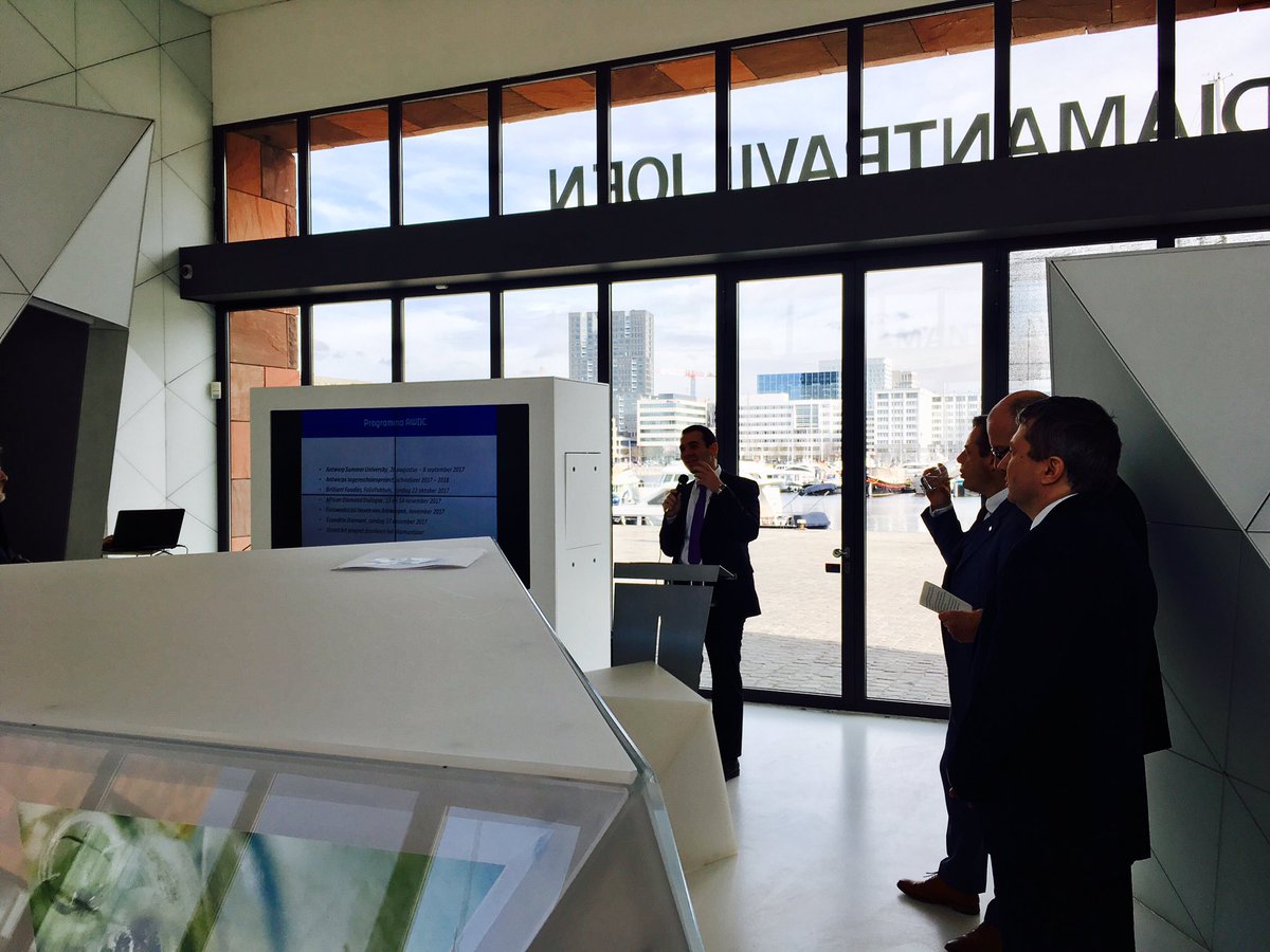 MsSkaRaB's tweet photo. We speak Diamond - Antwerp Diamond Capital since 1447 -www.antwerpdiamondcapital.eu @BusinessInA @Diamond_Antwerp https://t.co/DEKI448x4I