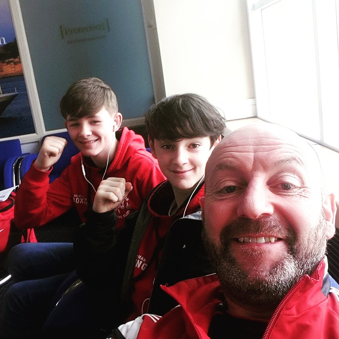 PetePeterant's tweet photo. Manx ABC boxers on our way to Manchester #TeamManxABC #OnTheRoadAgain #hardworkanddedication https://t.co/2tzKyZc4Jm
