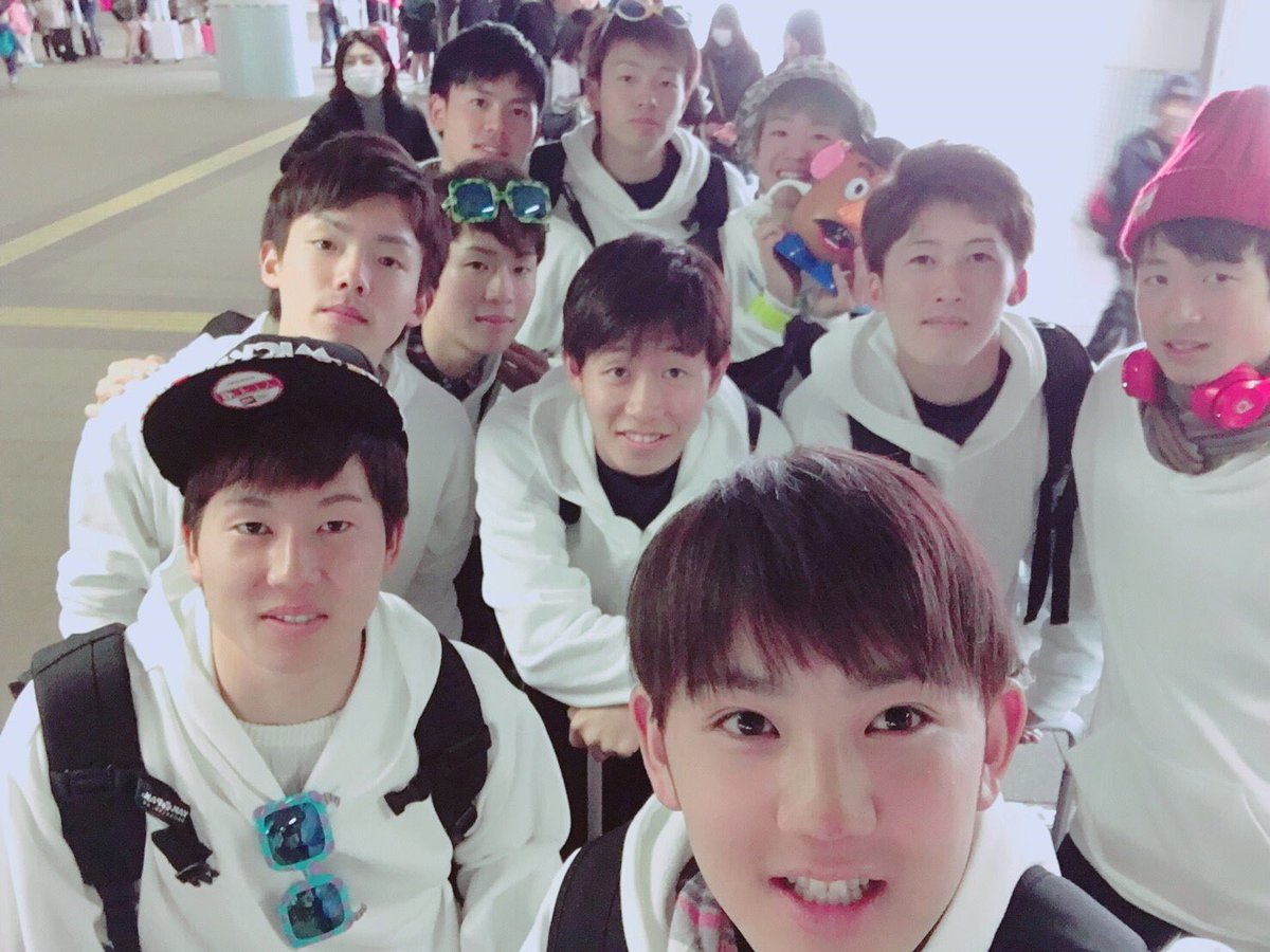 shuu01101's tweet photo. 二泊三日の卒業旅行！！
最後にいい思い出できましたー
東京ありがとう。 https://t.co/2HAT89oQMC
