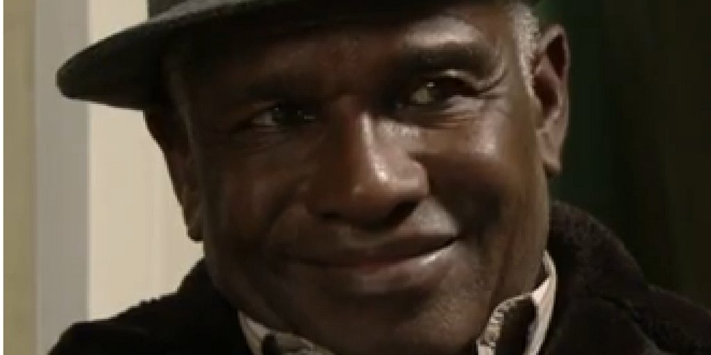 I wish my partner looked at me the way Patrick Trueman looks at #Supermalt. #StPatricksDay #Eastenders