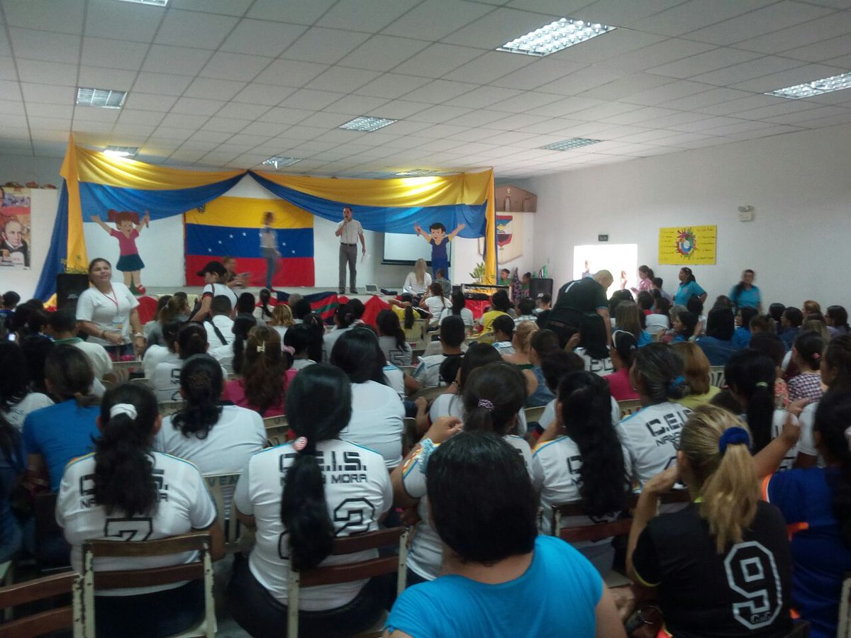 formdocmerida tweet media