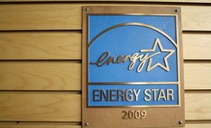 MPowerOregon's tweet image. When science and politics mix: In 2015, Energy Star saved Americans over $34 billion. So...why cut the program?  ow.ly/G5cd309YO6g