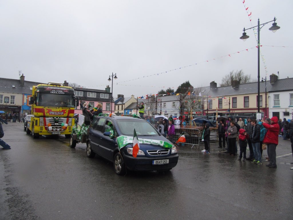 helenriddell's tweet photo. Wet &amp; windy at the #Castletownbere #StPatricksDay parade but still a great day all thanks to the hard work  by @am_cronin ☘ https://t.co/DkFyzr1ADe