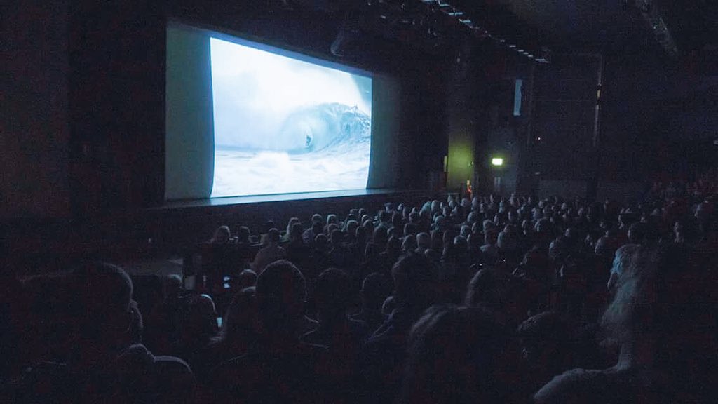 Full house <a href="/glorennis/">glor ennis</a> for Lahinch film #betweenlandandsea on Wednesday night