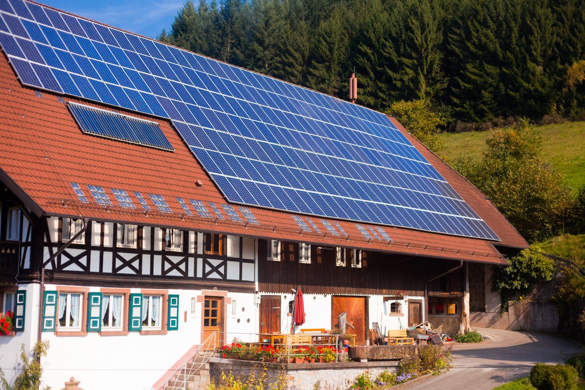 trsolarbaba's tweet photo. İsveçte çatı üstü GES kurmak için gereken inşaat izni zorunluluğu kaldırıldı. Darısı başımıza

https://t.co/ZkhUmuZKU7 https://t.co/9TlkhguPNi