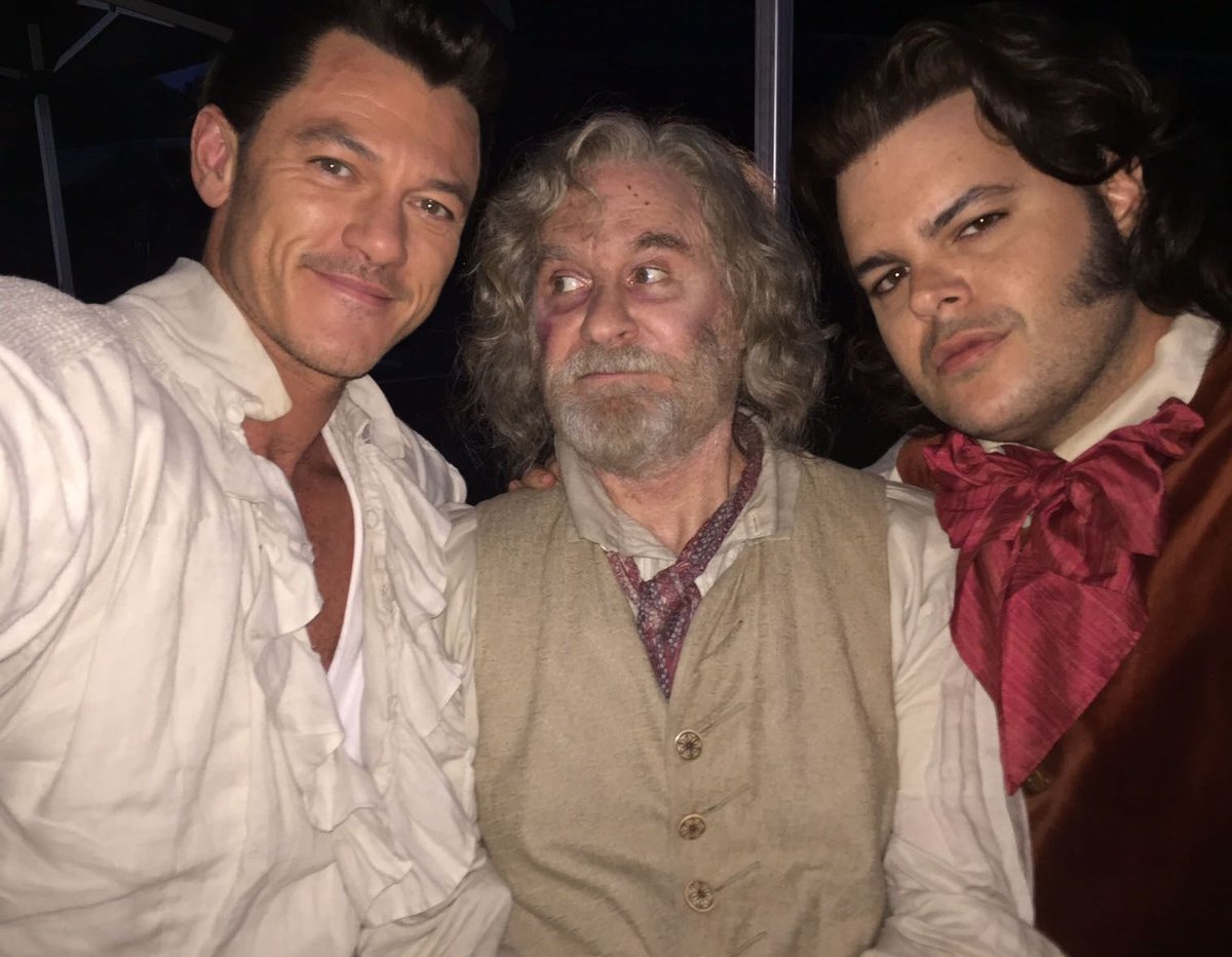 Luke Evans on Twitter "Do selfies with her Dad help you get the girl