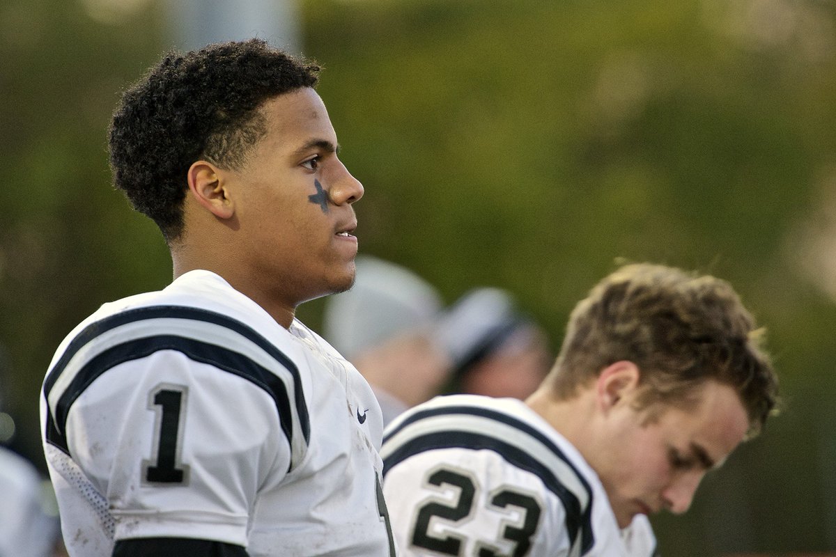 Pioneer_Press's tweet photo. With football team on mind, Fenwick seeks redemption in #IHSA basketball semis: 'When we win it's for both teams' https://t.co/jYFkYfFuHY https://t.co/pWZRLy0FCy