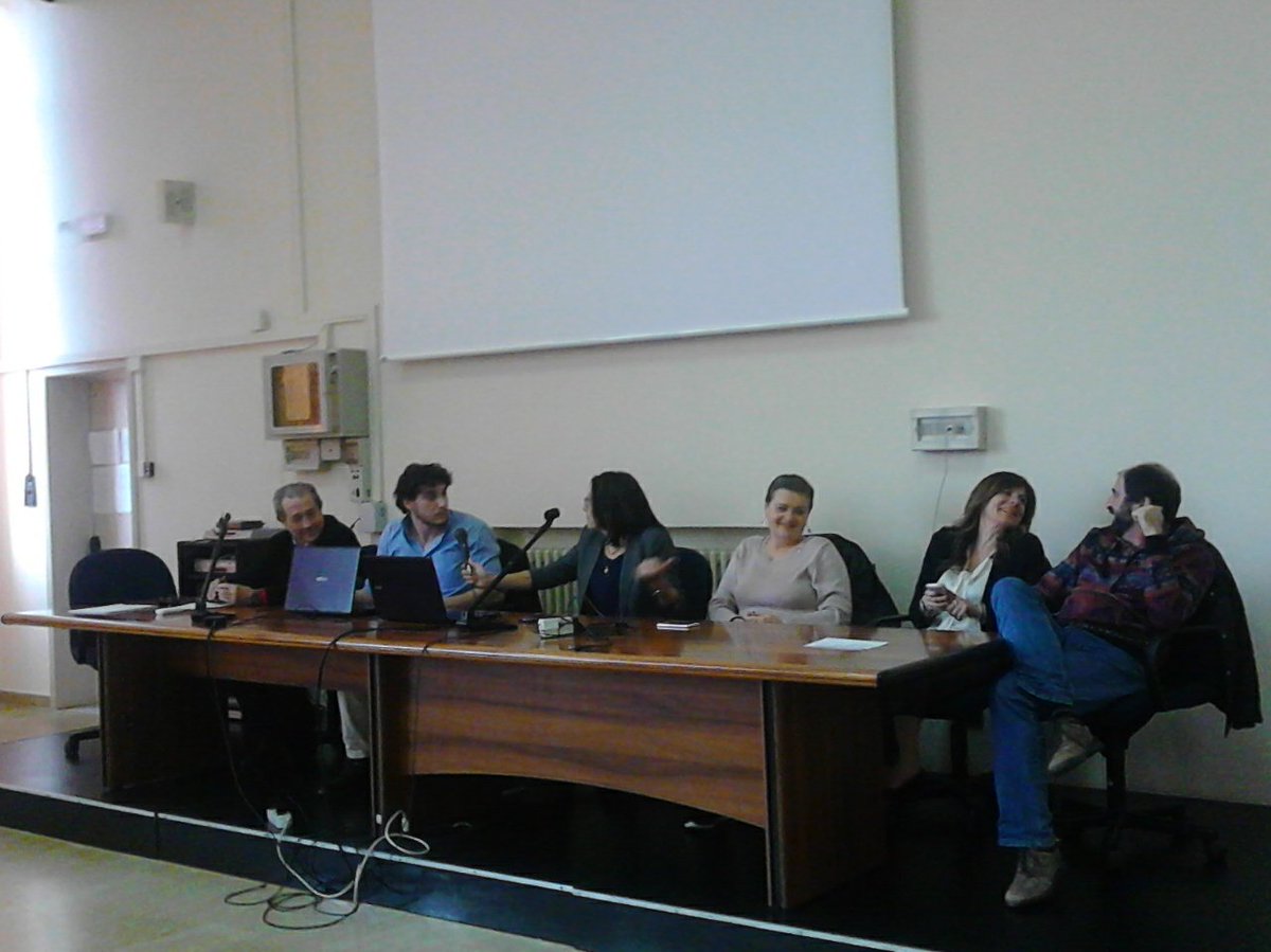 Europasiamonoi's tweet photo. Testimonianze dal vivo oggi in Aula Magna al Liceo Roiti, #esperienze che fanno #crescere #helpforhappiness https://t.co/106p8Jkviv