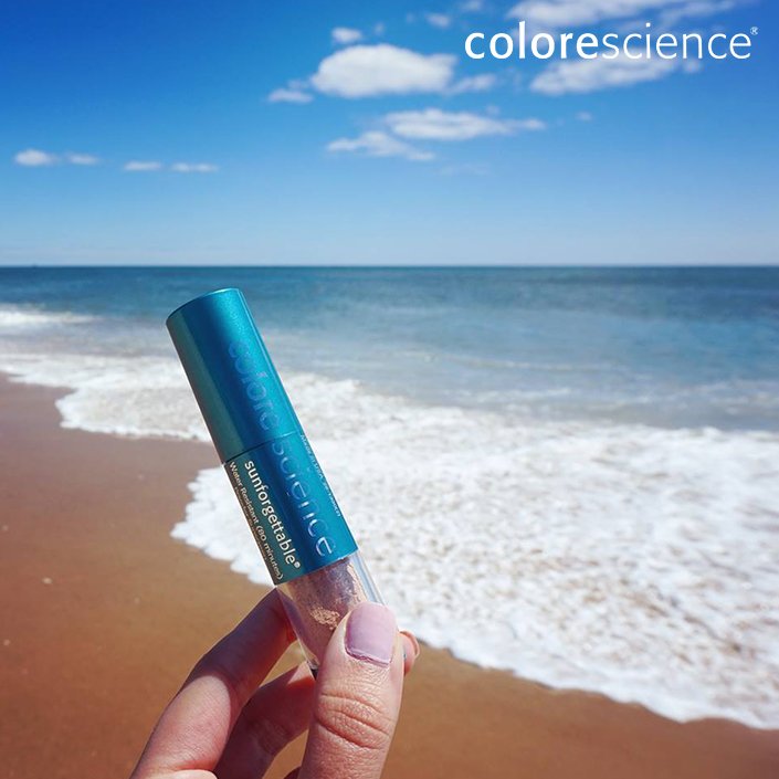 ColorescienceSA's tweet photo. Watching the waves roll in with the weekend. #CSontheGo https://t.co/n9VX5rEhtk