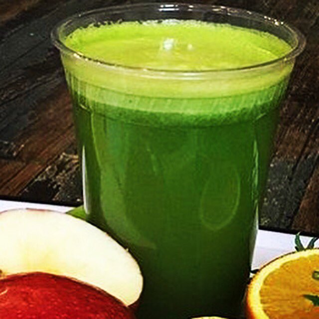 Green Drink Day! #HappyStPatricksDay Green Juice before Green Beer always in the Clear ✨🍀💚