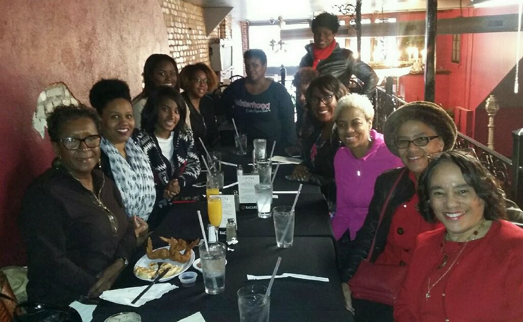 MemphisDST's tweet photo. Great time at brunch today with #MemphisDST and supporting Delta Cynthia Danielβs #mbrw17 #AdvancingDST #SisterhoodMonth #DSTEMPOWER https://t.co/U6UN2gqOcY
