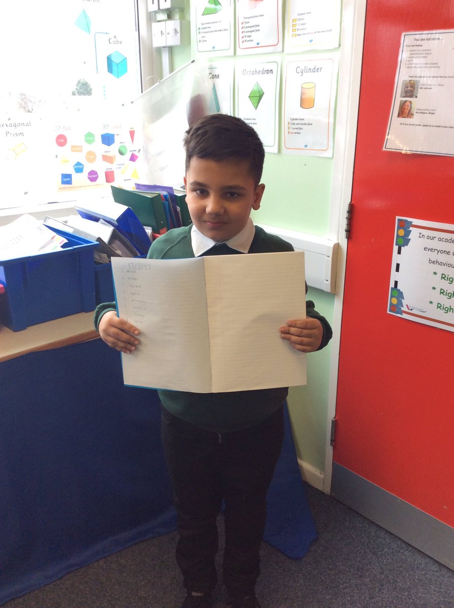 TheParksY5class's tweet photo. @TheParksAcademy Another two super spellers! 💚😀 https://t.co/l1eYF0Umse