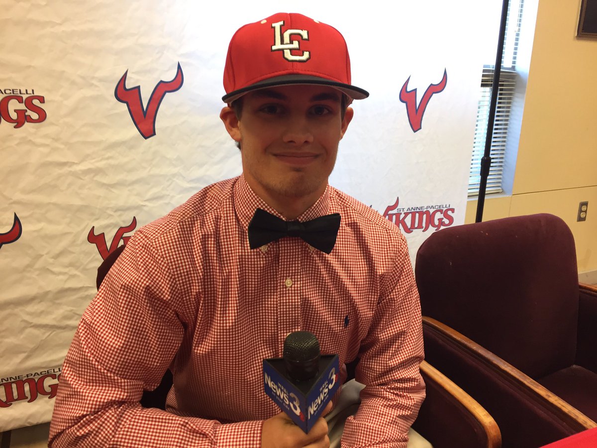 Congrats Avery Ross for signing with Lagrange College! <a href="/VikingBoosters/">Stoughton Sports Boosters</a>