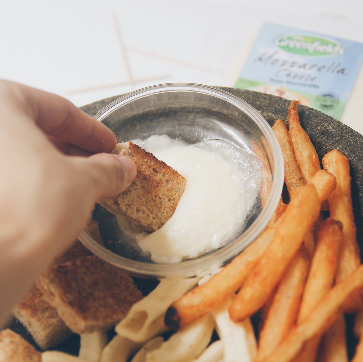 laurentLS's tweet photo. Cheese Fondue, anyone?
You can add dippers up to you,
but I likes French fries, breadsticks and snacks
You can buy it all at @RanchMarket99 https://t.co/gy5x3uBx3O