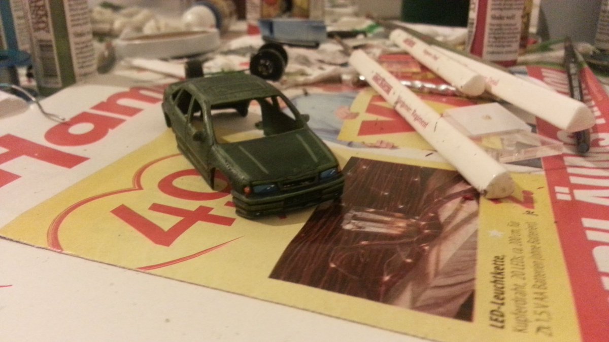 BKRedaktion's tweet photo. Working on the next big thing. -bb #roleplayconvention #opel #vectraa #madmax https://t.co/kiqUSR3syL
