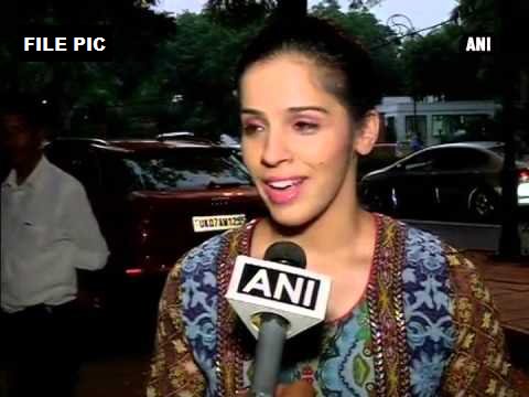 ANI's tweet photo. Saina Nehwal donated Rs 6 lakh, Rs 50,000 each to families of 12CRPF men who lost their lives in an attack by Maoists in Sukma, Chhattisgarh https://t.co/L5QXg5bF9h