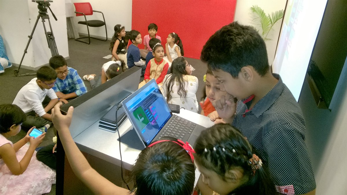 nakib_juris's tweet image. #HoursOfCode #MicrosoftBangladesh #Microsoft Code.org