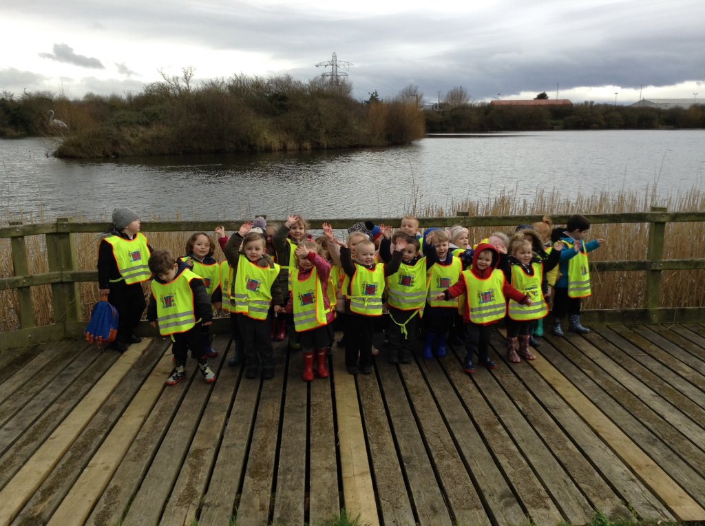 mrs_howell's tweet photo. We had a lovely time at Brickfield Pond today! @YsgolEmmanuel https://t.co/O2TTIANQJ2