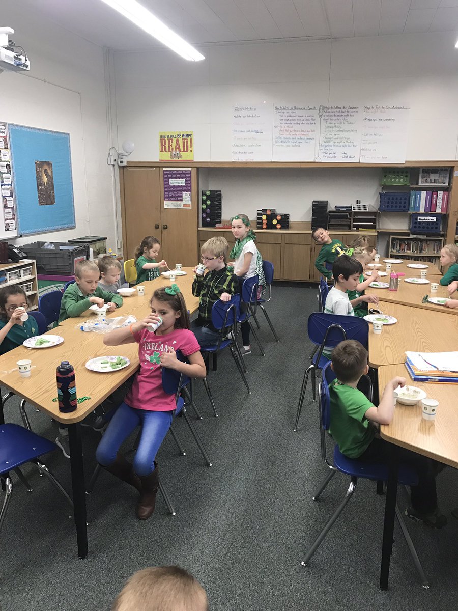 MrsHallsClass's tweet photo. They gobbled the green pancakes! https://t.co/k0Ct3gldkI