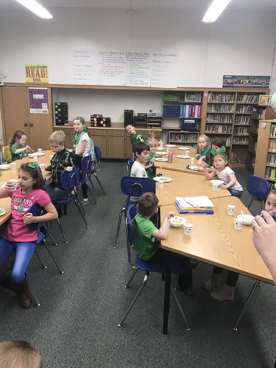 MrsHallsClass's tweet photo. They gobbled the green pancakes! https://t.co/k0Ct3gldkI