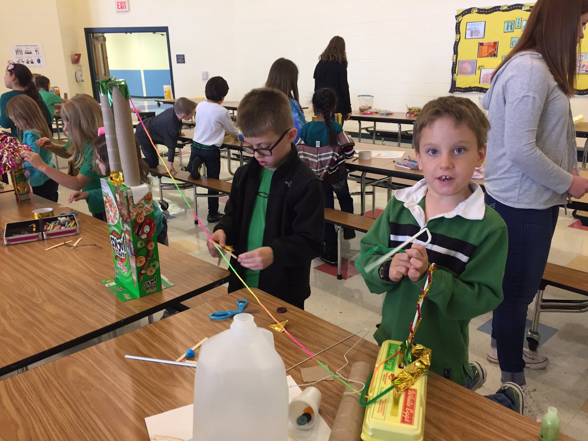 brgutschick's tweet photo. The traps are being prepared!!🍀🍀The RRES leprechauns might be in trouble!! @mrsmorrison3rd https://t.co/ixDwl6mNxq