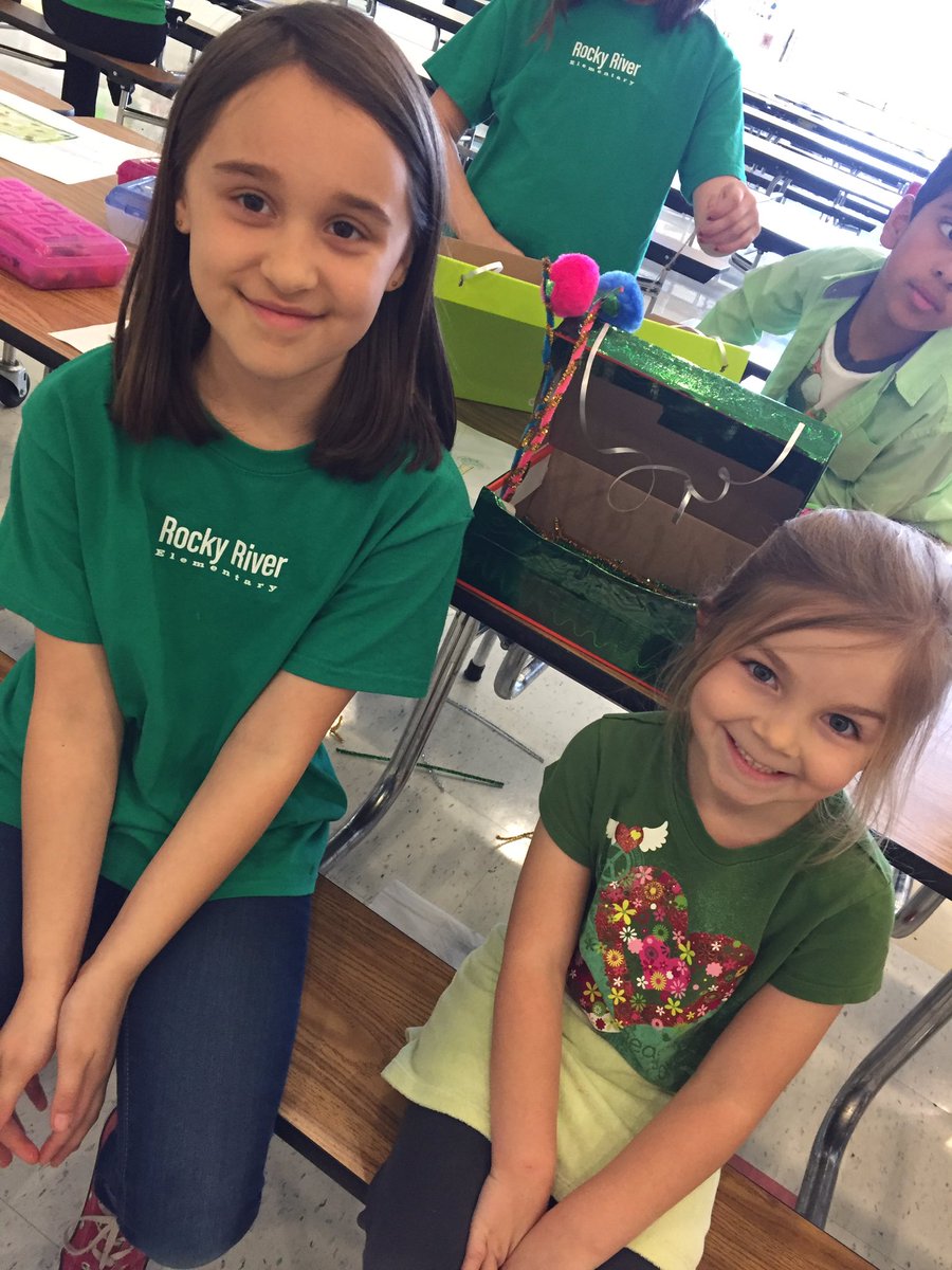 brgutschick's tweet photo. The traps are being prepared!!🍀🍀The RRES leprechauns might be in trouble!! @mrsmorrison3rd https://t.co/ixDwl6mNxq