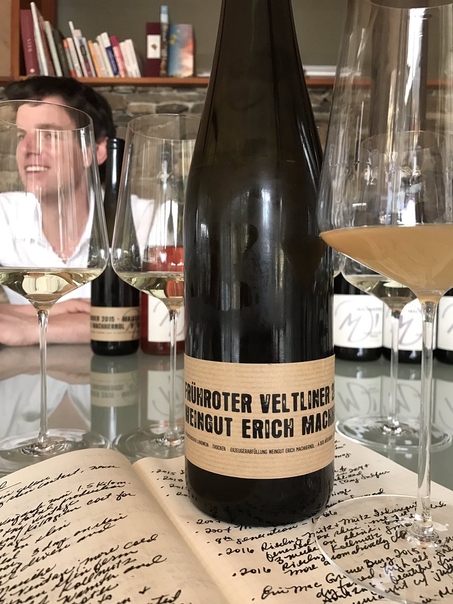 JuneRodil's tweet photo. Another Fun Fact: orange wine... while delicious, not so much sanctioned by Codex Wachau 😆#winesofaustria #EricMachherndl https://t.co/Zth0u1HbVM