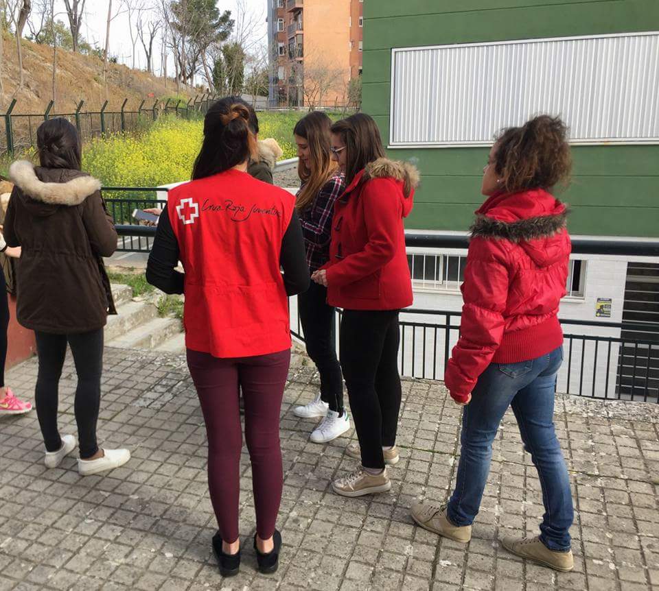 crejaen's tweet photo. Esta mañana, #CruzRojaJuventud ha estado en el IES Jabalcuz de Jaén dando un taller sobre género y coeducación con la campaña #Formula8M https://t.co/oOE7pWYLWZ