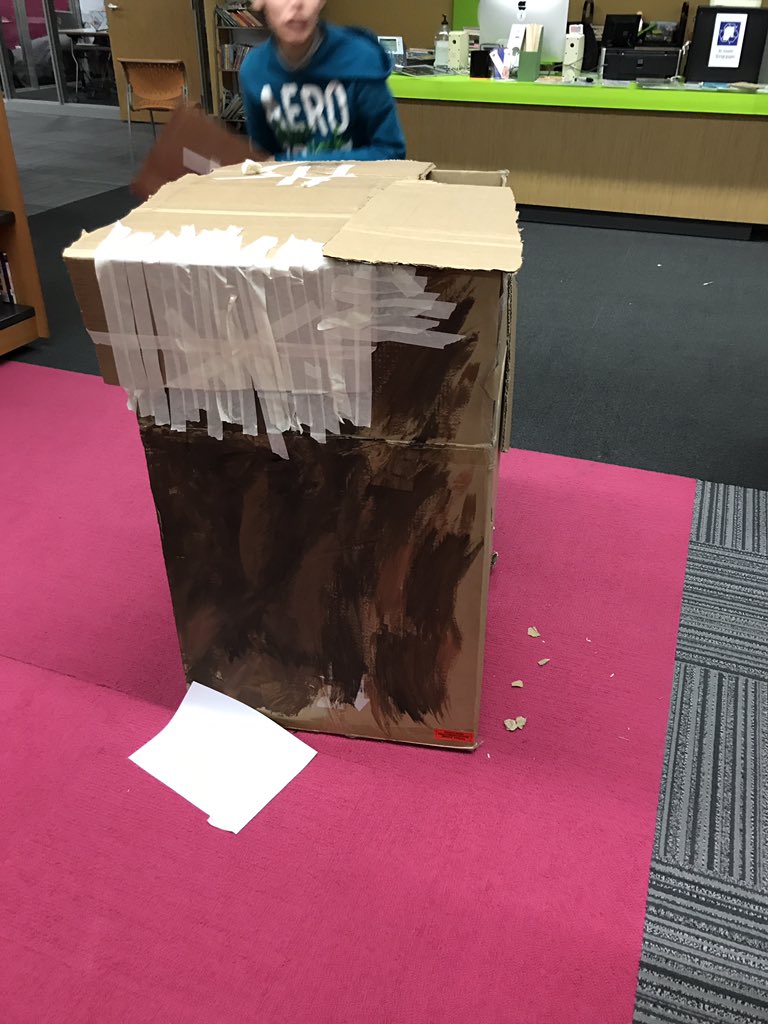 katiebillie_'s tweet photo. The Lorax in 60 seconds: coming to a theater near you soon! #62learns #62ics #62intersession #moviemadness https://t.co/5RzaW9sJEL