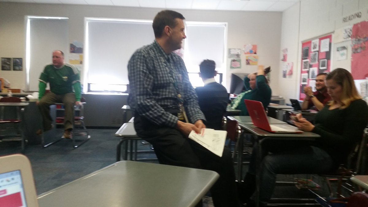 HeyMrsMeile's tweet photo. Connecting the past to the present in SS class. Great job facilitating, @BillBradley28! #htsdpd #WeAreDavies https://t.co/8ExcvkuIMK