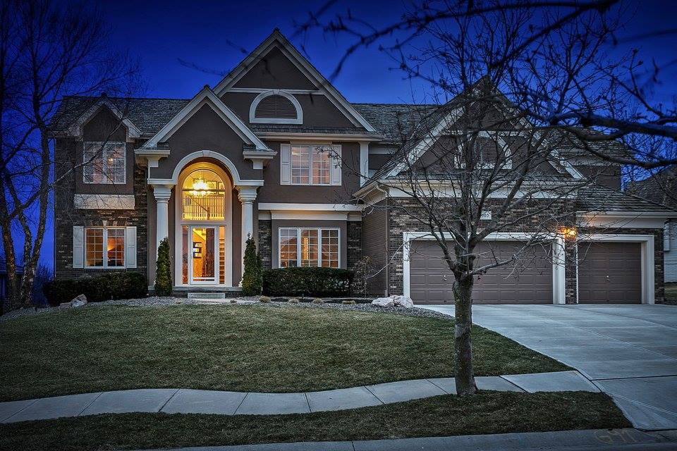 glgbetteromaha's tweet photo. BEAUTIFUL new listing on 16th tee box of Pacific Springs Golf Club! Open this Sunday 1-3pm! https://t.co/gBDCh4i3X6 #BHGRE #expectbetter https://t.co/PITF8wVows