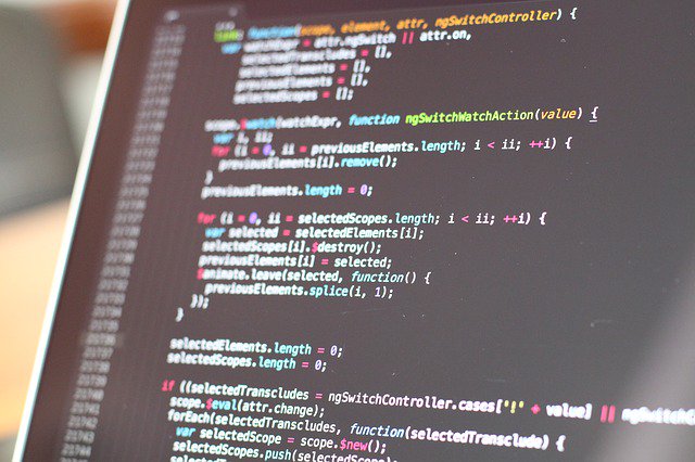 VistageUK's tweet photo. #Bigdata is about volume, #smartdata is focused on veracity and value. https://t.co/uQDk5EV3zZ by https://t.co/bfB6xslaCe
