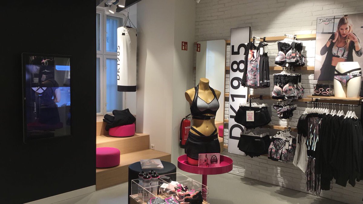 So proud to see our new HKMX store in Berlin! Really amazing and different experience.#cantwait till it officially opens. @Britta_Hall top!