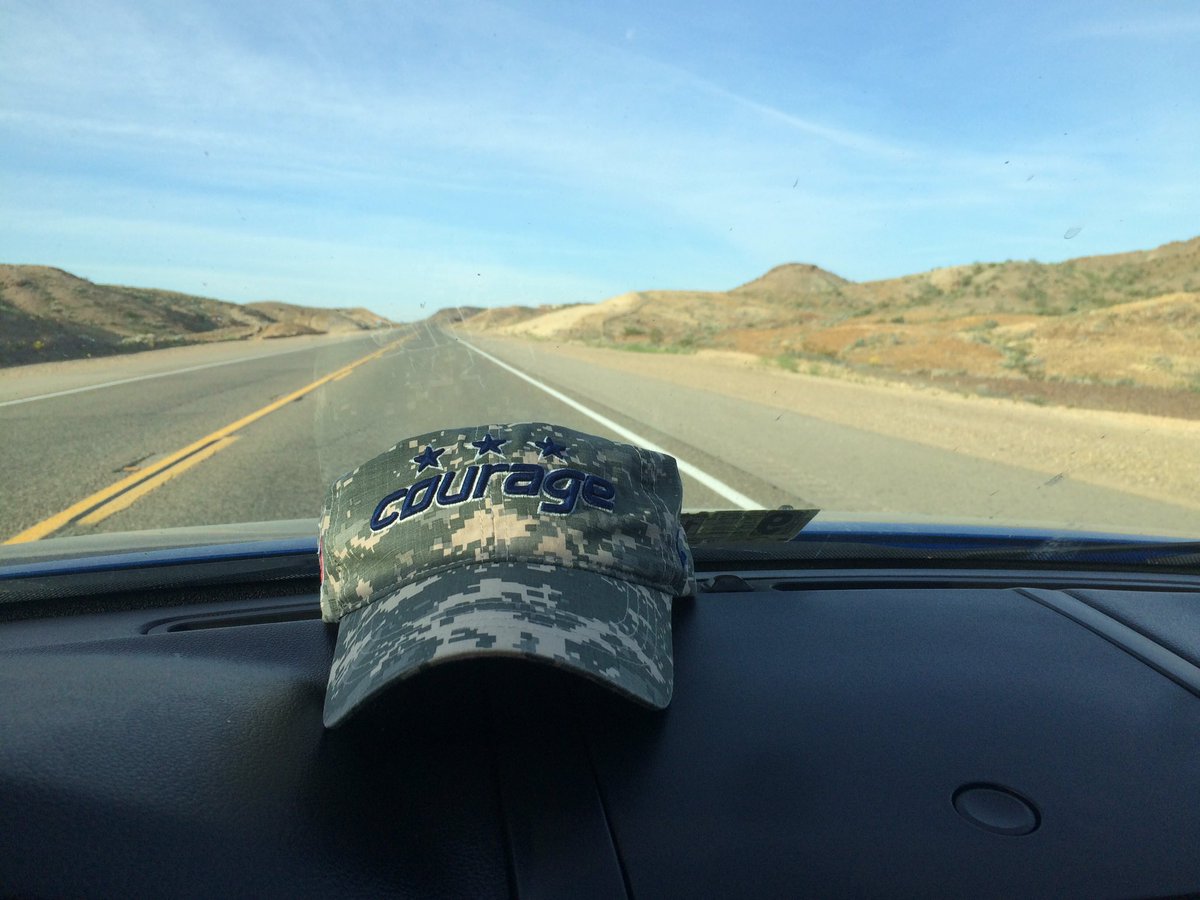seeyoulater139's tweet photo. Heading to @lamarathon to pick up my race packet. Don't forget to make your donation today. https://t.co/gTbhSWJrQx #couragecap https://t.co/uMXXff34lL
