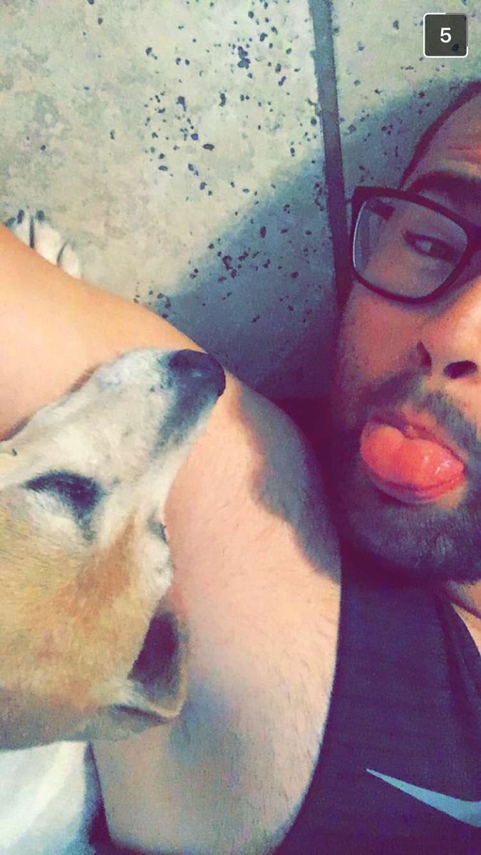 hi_thvmper's tweet photo. RIP my Heidi ho 🐶❤️💕 https://t.co/gsJzzyTFcI