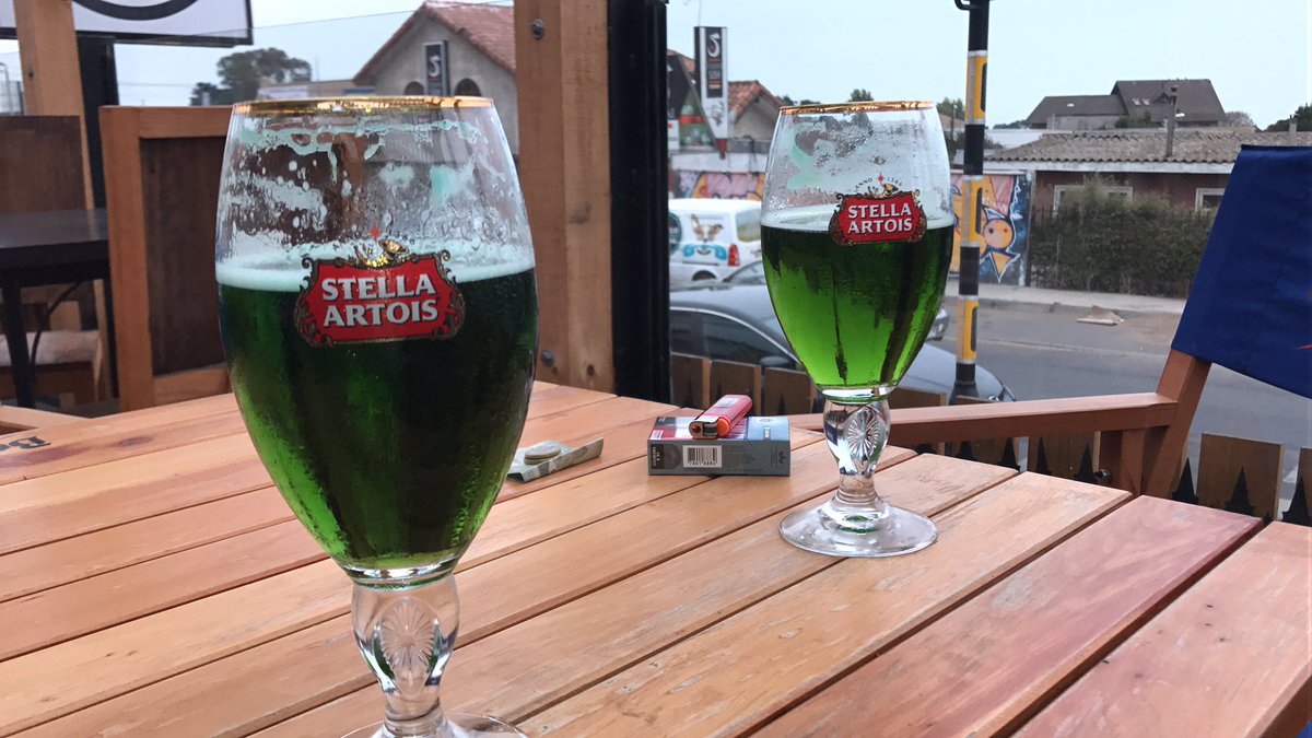 Grill396's tweet photo. #saintpatricksday #SanPatricio #grill396sp #concon hoy en grill396 la fiesta de Saint Patrick se vive al más puro estilo Irlandés 🍀🍀🍀☘️🍀 https://t.co/L5lV1xRbOj