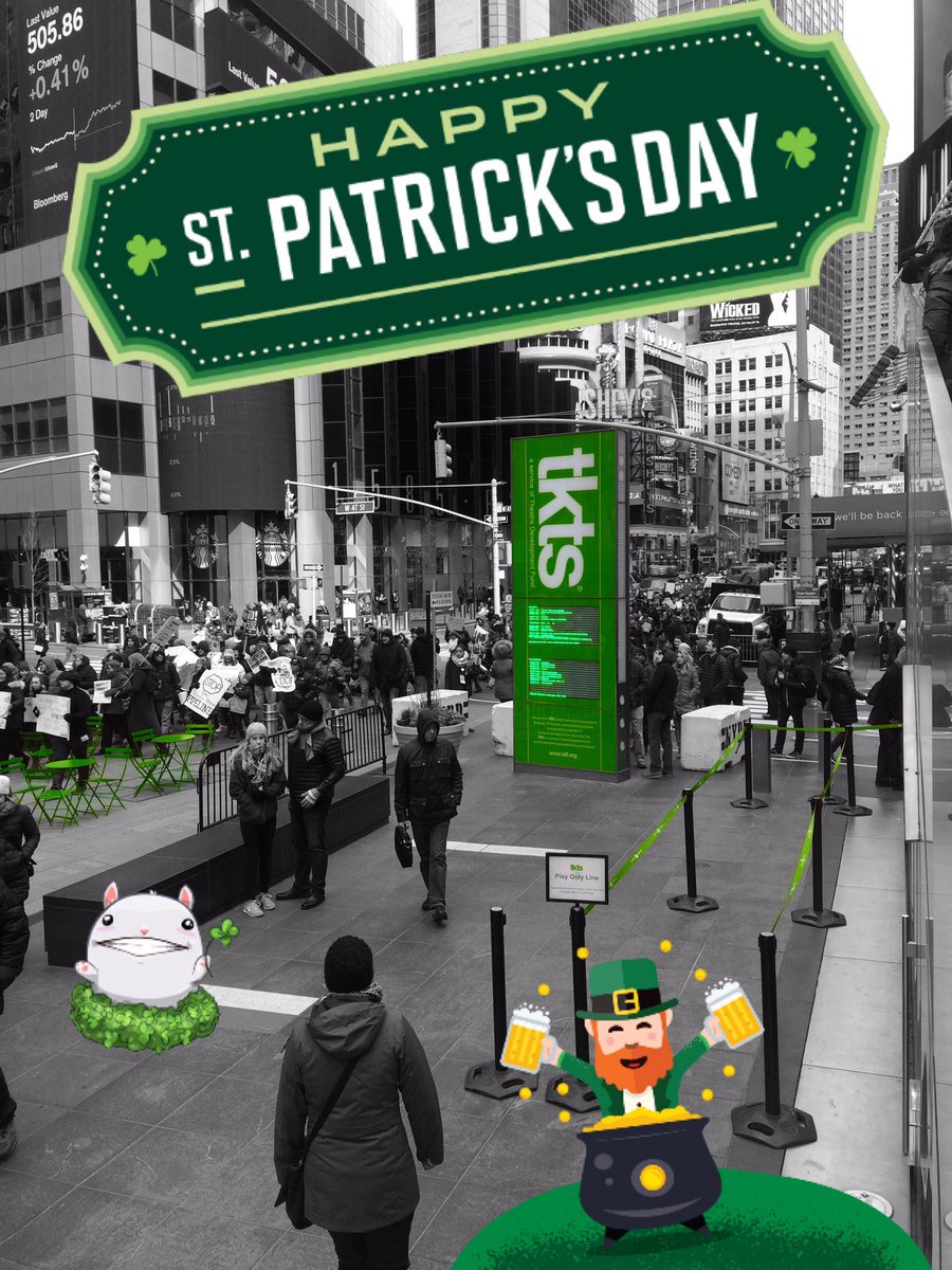 Happy #StPatricksDay #StPaddysDay #nyc #broadway #irish #ireland #Erin #ErinGoBrah #stpatricksday 🍀🌈💰💚 ^Erin