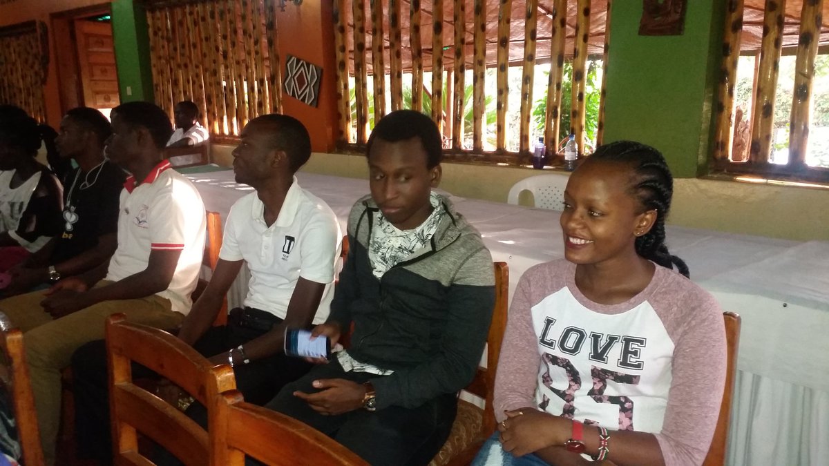 kanosug's tweet photo. Very engaging #KANOsMeetUp having all participants sharing a smile. #worldrotaractweek https://t.co/q4PnPY4l7W
