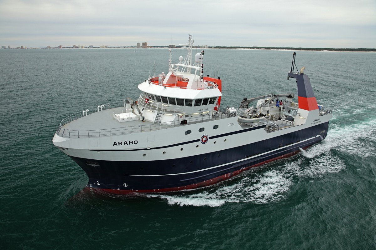NatFishMag's tweet photo. O’Hara Corp.’s new flagship factory trawler Araho is on call for cod 🐟 Take a look👀 @ohearacorp @RappMarine @skipsteknisk @PortofSeattle https://t.co/LoLpZOSfUM