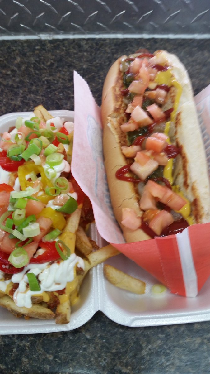 ManitouTakeout's tweet photo. Get your St Patties Day munch on @ManitouTakeout ! #StPatricksDay #kwawesome #mmmmpoutine #hotdogs #fishandchips https://t.co/PgZR2BYtUE